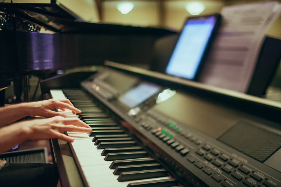 video musik klasik piano
