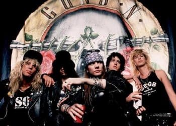 6 Permintaan Unik Konser Guns N’ Roses, Minta Rendang dan Dihadiri Presiden ?