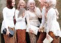 Model Kebaya Kartini Modern Hijab.