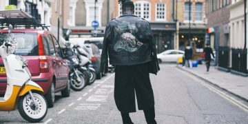 5 Merek Jaket Kulit Trending dan Super Mahal Di Dunia, Cari Tahu Alasannya!