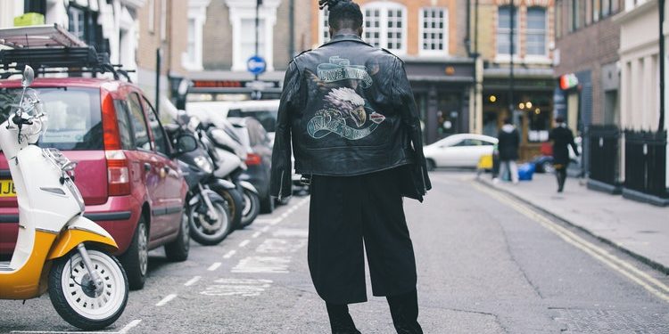 5 Merek Jaket Kulit Trending dan Super Mahal Di Dunia, Cari Tahu Alasannya!