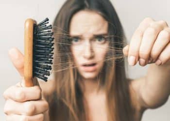 10 Cara Mencegah Rambut Rontok Secara Alami, Jadikan Rambut Sehat dan Indah !