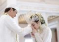 Syahrini Ungkapkan Kebanggannya Pakai Siger di Pernikahan