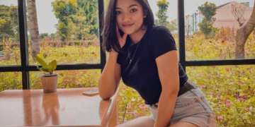 Keluarga Santai Tanggapi Marion Jola Sering Tampil Seksi