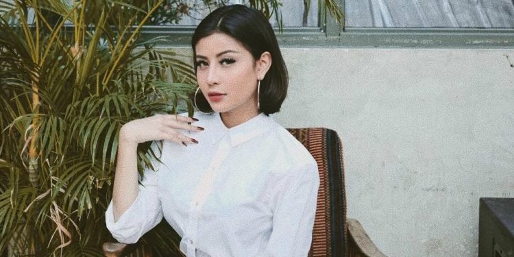 7 Model Rambut Pendek Lurus yang Membuat Wanita Tampak Lebih Muda