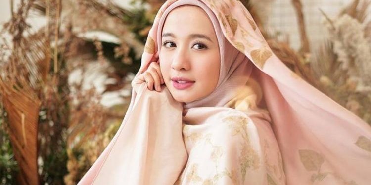 8 Potret Artis Cantik Berhijab, Adakah Idolamu Salah Satunya?