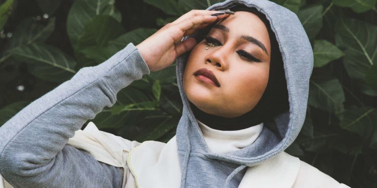 Alami sakit hati, Ayuenstar rilis single terbaru “Heart is Dying”