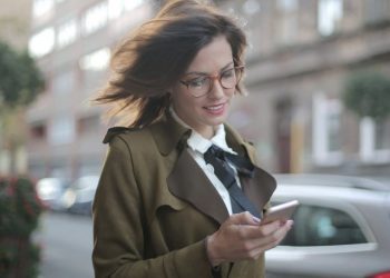 Cara mengurangi mata minus yang sudah tinggi secara alami dan terbukti berhasil