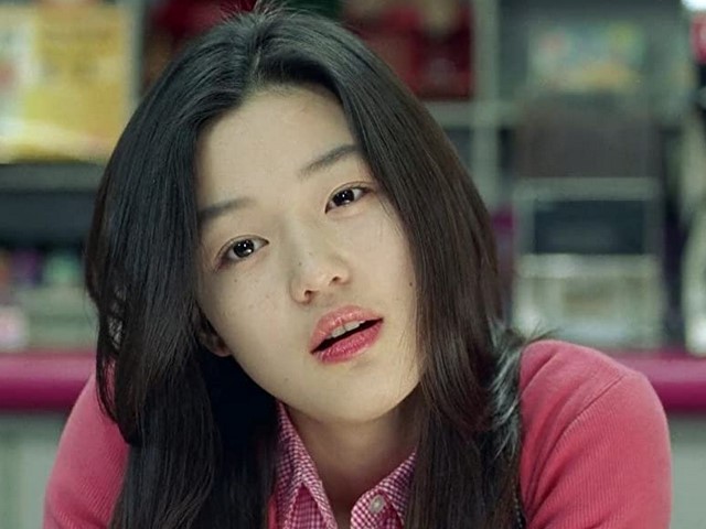 Deretan film komedi romantis Korea terbaik yang wajib tonton - My Sassy Girl