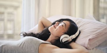 Cara Menikmati Musik dengan Aplikasi Download Lagu